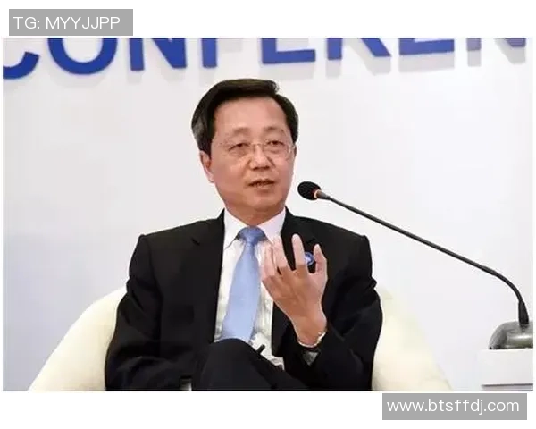 上海足球队盯防革新探讨:战术变革与未来发展方向分析 上海足球队盯防革新探讨:战术变革与未来发展方向分析