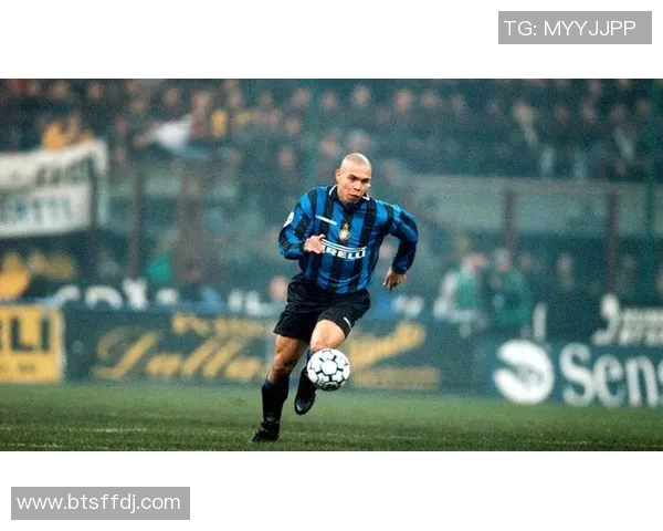 小罗纳尔多在天下足球的传奇之路与辉煌成就回顾