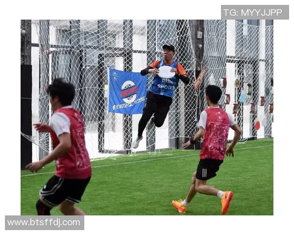 深圳飞盘队战术解析与对手策略深度对比分析 深圳飞盘队战术解析与对手策略深度对比分析