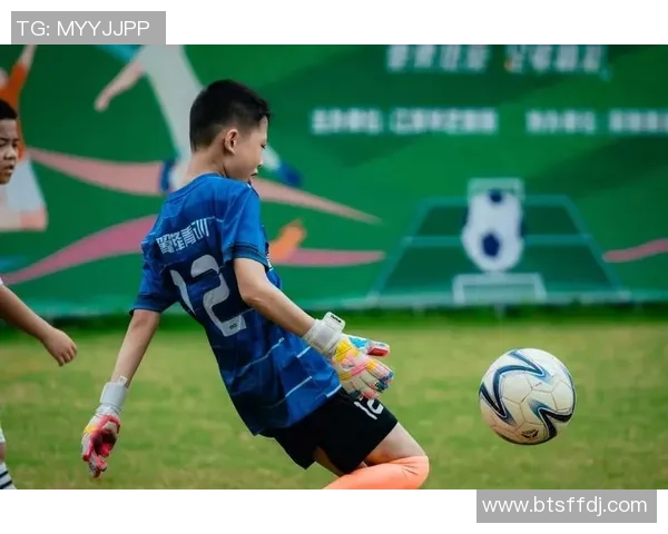 足球庆祝福传递激情与团结的力量让我们共同欢庆每一个进球的瞬间